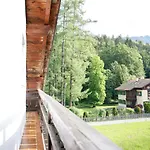 Dachgeschoss Akelei Am Fusse Der Zugspitze Apartman