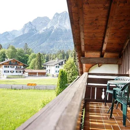 Dachgeschoss Akelei Am Fusse Der Zugspitze Daire Grainau