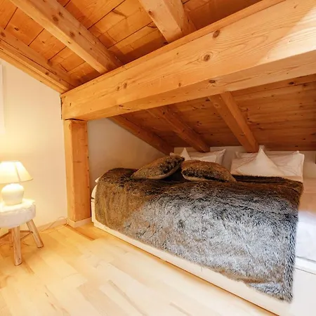 Dachgeschoss Akelei Am Fusse Der Zugspitze Daire *